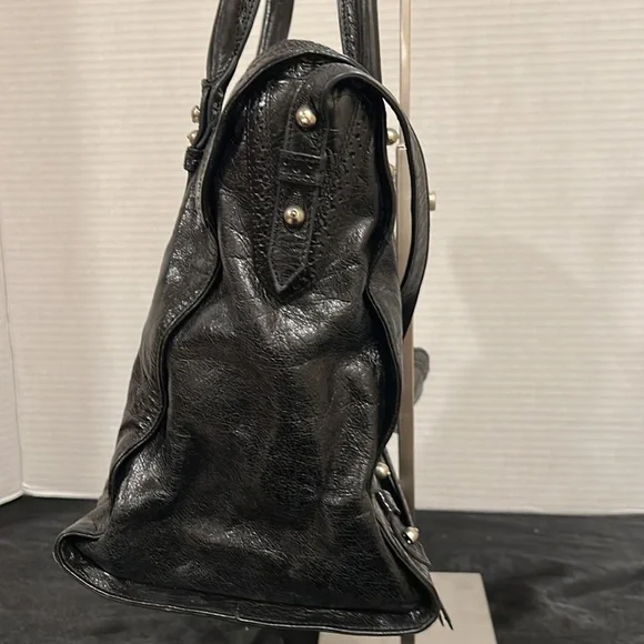 BALENCIAGA RIVACITY Black Paper
Leather two way handbag Rare Vintage EUC - Picture 3 of 16
